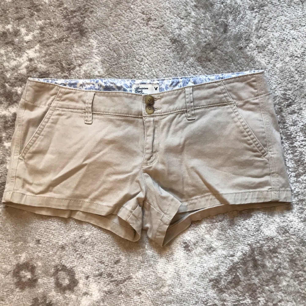 American Eagle Khaki short short